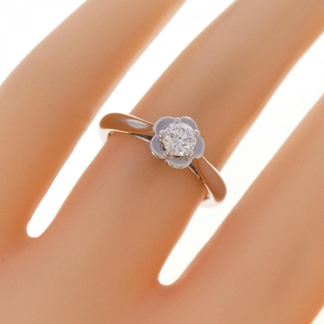 Chanel Camellia Ring 0.25CT E VVS1 3EXT - 5