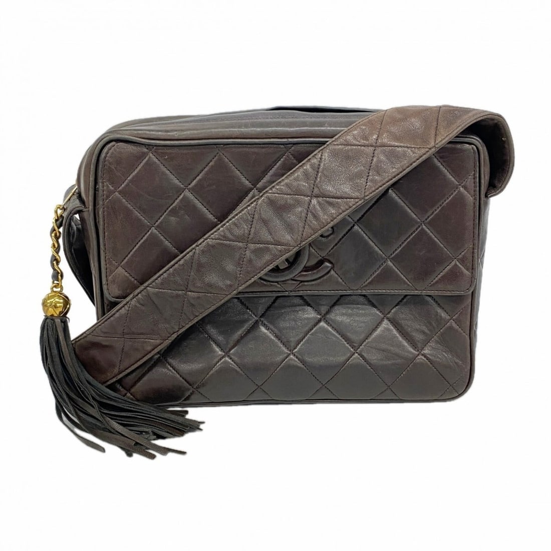 Chanel Matelassé Shoulder Bag, Lambskin, Black, Women's: --- Catalog ---Category: SizeSize (HxWxD): 20cm x 26cm x 6.5cm / 7.87'' x 10.23'' x 2.55''Category: DesignType: Shoulder bagColor: BlackGender: WomenMaterial: Leather Hardware Color: GoldLeather/Fur T