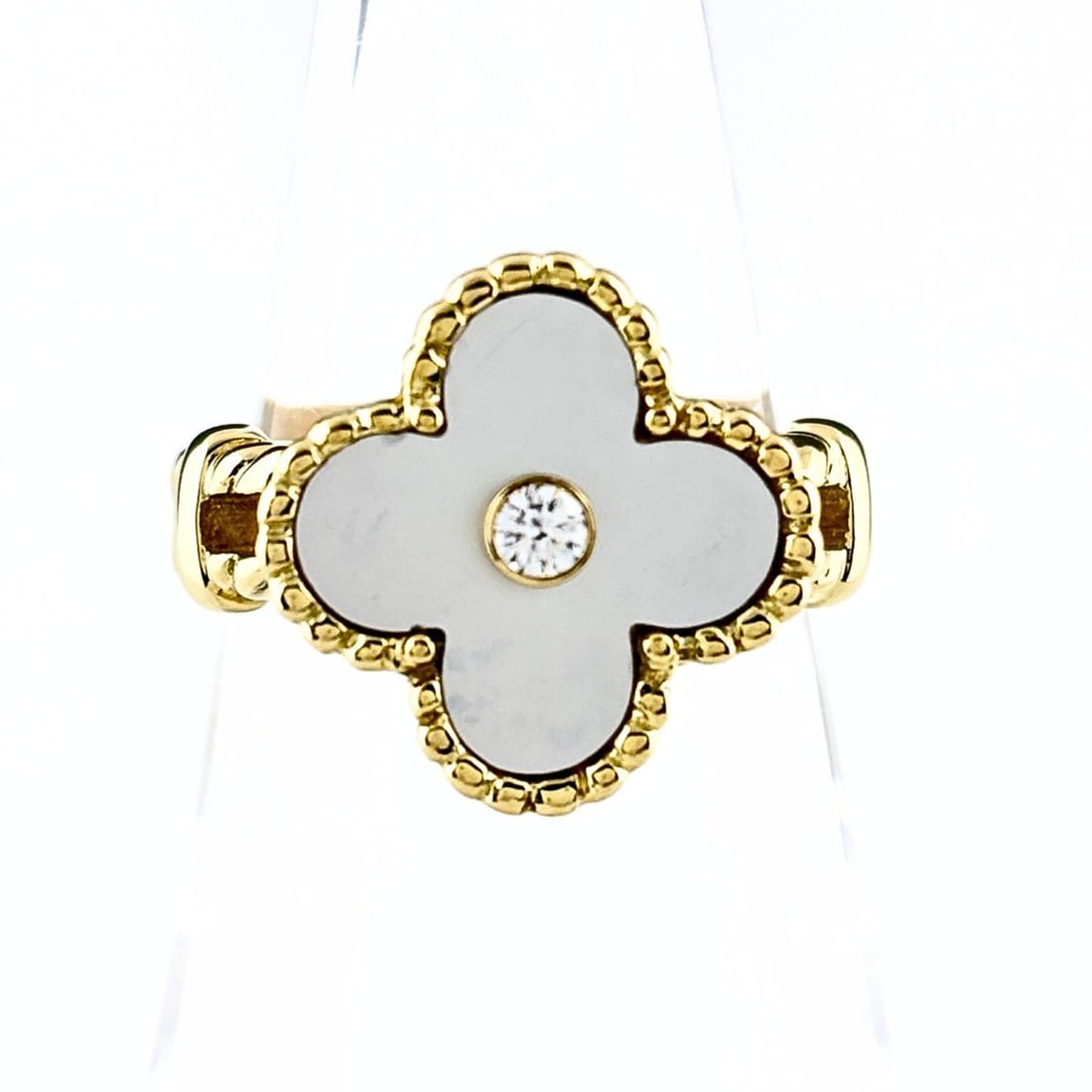 Van Cleef & Arpels Vintage Alhambra Ring, Yellow Gold (YG), with Small Diamonds, 750 Diamond,: --- Catalog ---Category: SizeJP Size: 11.5US Size: 6Category: DesignColor: YellowGender: WomenCategory: GeneralBrand: Van Cleef & Arpels--- Item List ---Section: ConditionRanking: Rank AB Used - Trace