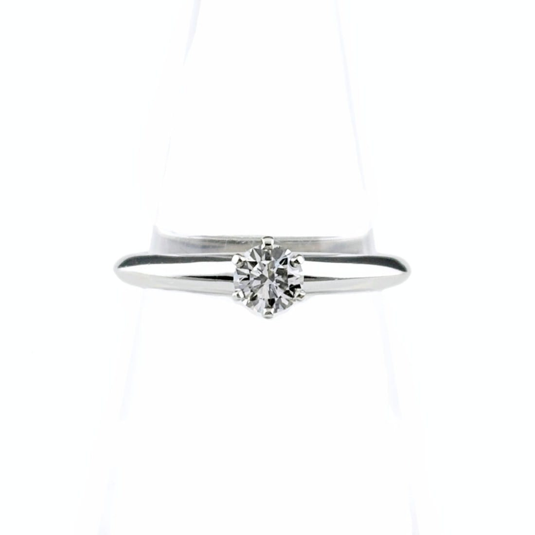 Tiffany & Co. Diamond Ring, Platinum 1-Diamond Solitaire Pt950, Women's: --- Catalog ---Category: SizeJP Size: 6.5US Size: 3.5Category: DesignColor: SilverGender: WomenMaterial: Silver 950Category: GeneralBrand: Tiffany--- Item List ---Section: ConditionRanking: Rank AB Us