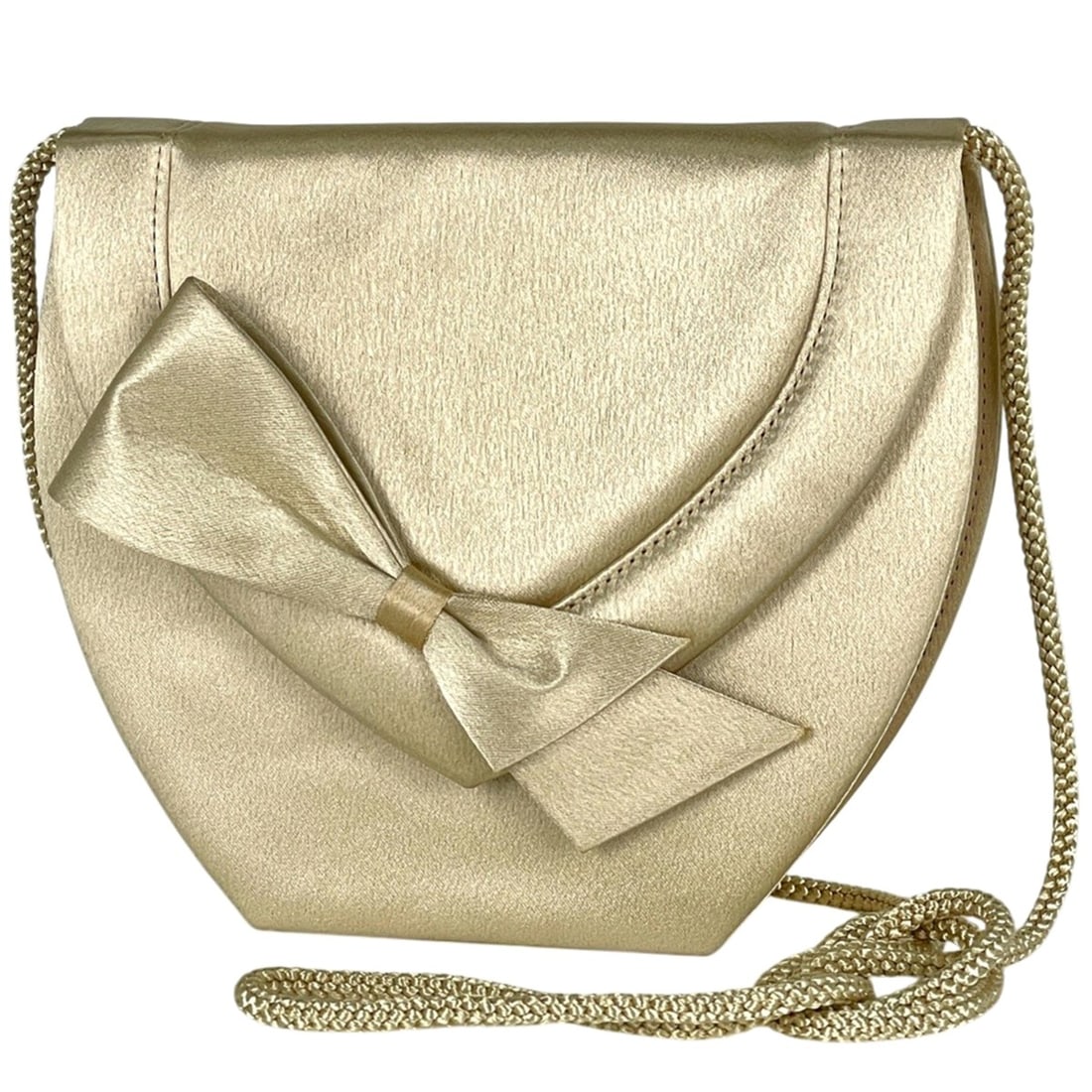 Yves Saint Laurent Ribbon Shoulder Bag, Satin, Cream, Women's: --- Catalog ---Category: SizeSize (HxWxD): 15cm x 17.5cm x 5cm / 5.9'' x 6.88'' x 1.96''Category: DesignType: Shoulder bagColor: CreamGender: WomenMaterial: Satin Category: GeneralBrand: Yves Saint La