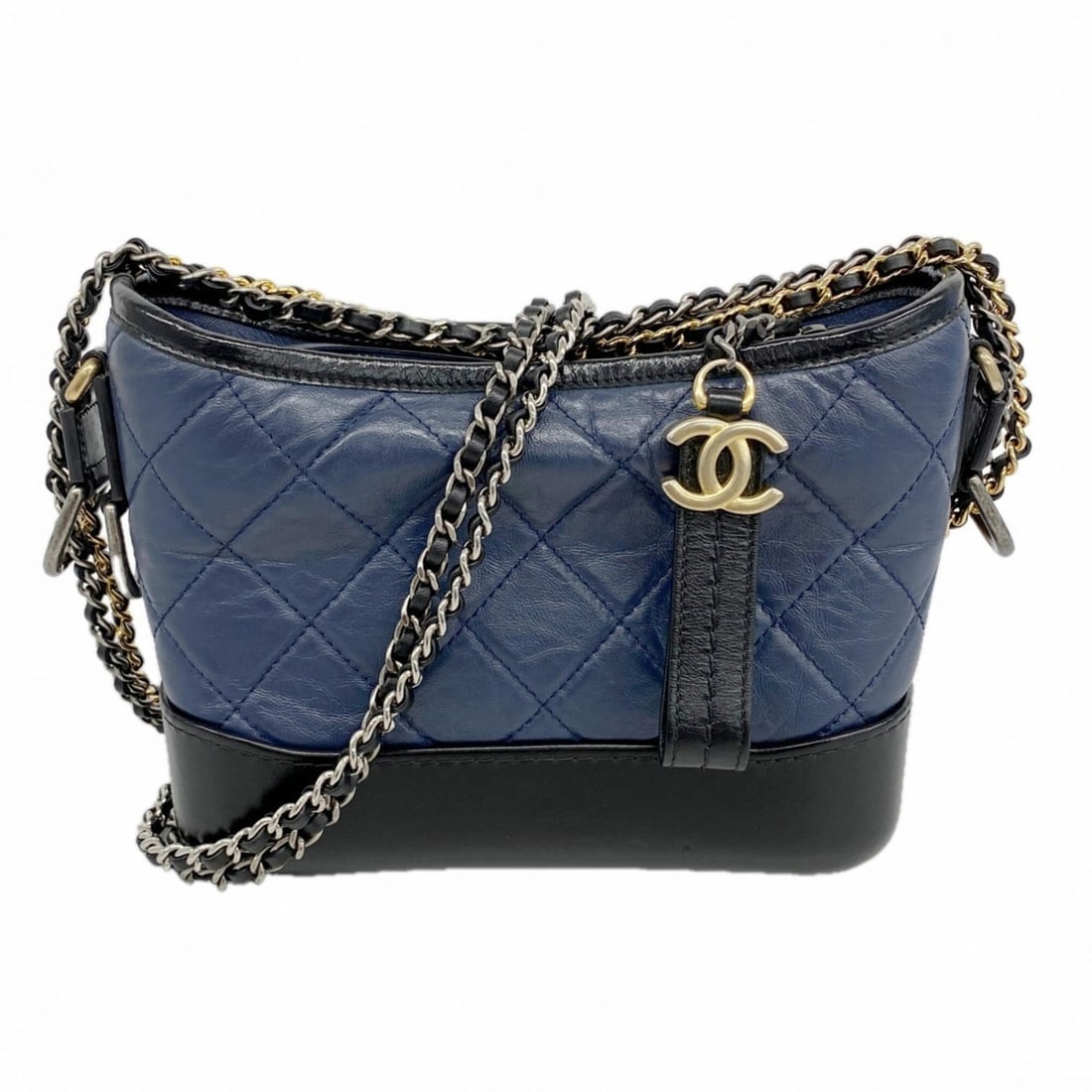 Chanel Shoulder Bag, Chain Shoulder, Gabrielle de Calfskin, Navy, Black, Gold, Women's, OP007437: --- Catalog ---Category: SizeSize (HxWxD): 15cm x 20cm x 7.5cm / 5.9'' x 7.87'' x 2.95''Category: DesignType: Shoulder bagColor: Black, NavyGender: WomenMaterial: Leather Hardware Color: Gold, SilverL