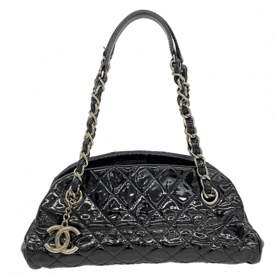 Chanel Mademoiselle Chain Shoulder Bag, Patent Leather, Black, Women's OP009045: --- Catalog ---Category: SizeSize (HxWxD): 14cm x 27.5cm x 12.5cm / 5.51'' x 10.82'' x 4.92''Category: DesignType: Shoulder bagColor: BlackGender: WomenMaterial: Patent leather Hardware Color: SilverC