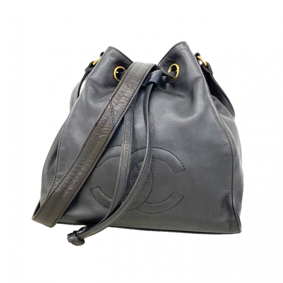 Chanel Shoulder Bag, Lambskin, Black, Women's: --- Catalog ---Category: SizeSize (HxWxD): 23.5cm x 22.5cm x 15.5cm / 9.25'' x 8.85'' x 6.1''Category: DesignType: Shoulder bagColor: BlackGender: WomenMaterial: Leather Hardware Color: GoldLeather/Fu