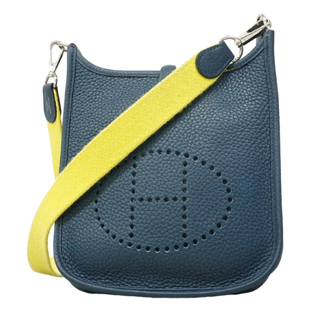 Hermes Shoulder Bag Evelyne TPM Taurillon Clemence Colvert A Stamp Ladies: --- Catalog ---Category: SizeSize (HxWxD): 18cm x 17cm x 5.5cm / 7.08'' x 6.69'' x 2.16''Category: DesignType: Shoulder bagColor: ColvertGender: WomenMaterial: Taurillon clemence leather Hardware Colo