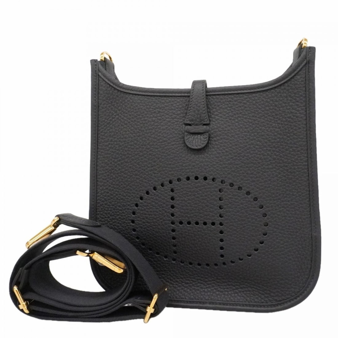 Hermes Evelyne 23 Shoulder Bag, Taurillon Clemence Leather, G Stamp, Ladies: --- Catalog ---Category: SizeSize (HxWxD): 22cm x 21.5cm x 5.5cm / 8.66'' x 8.46'' x 2.16''Category: DesignType: Shoulder bagColor: NavyGender: WomenMaterial: Taurillon clemence leather Hardware Color