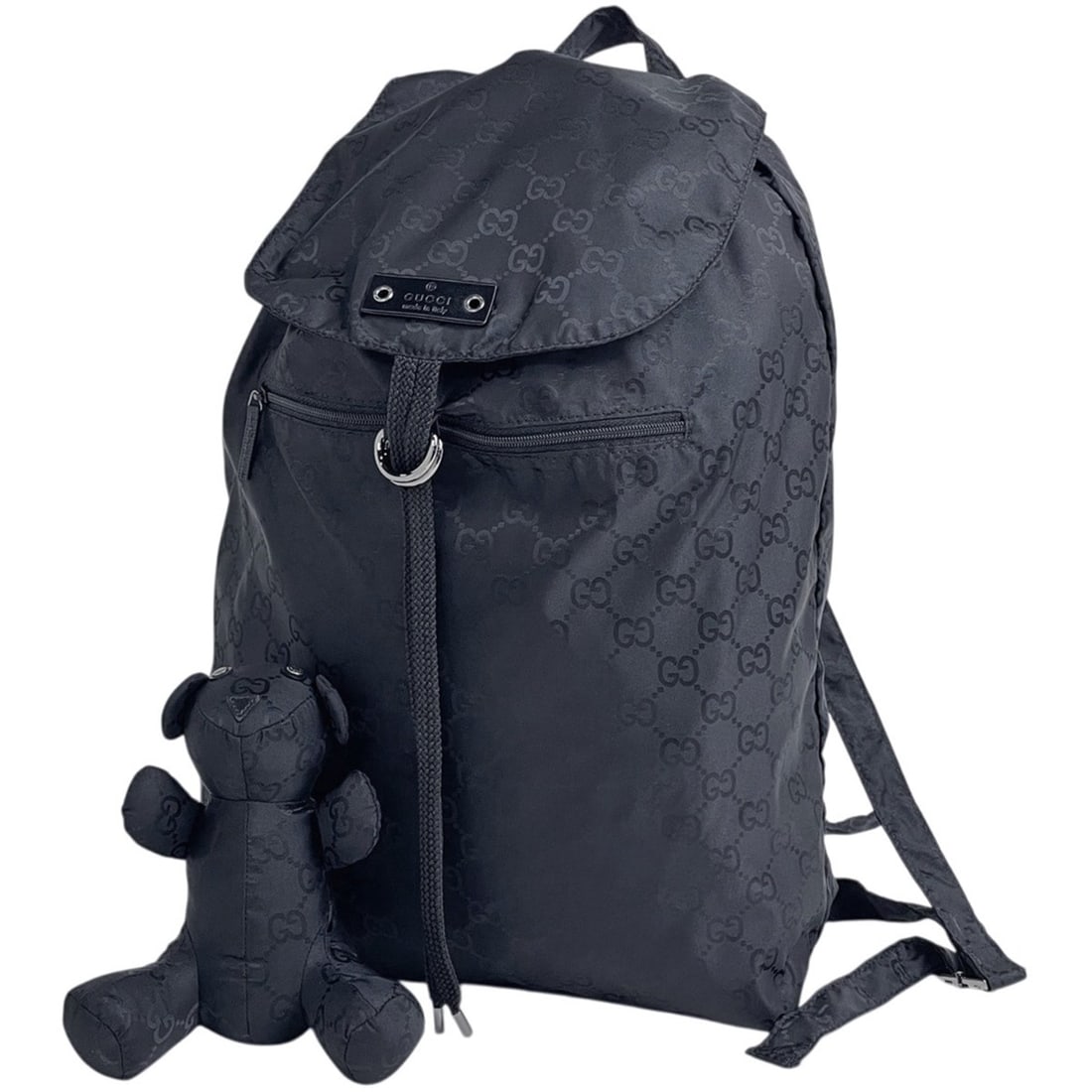 Gucci GG pattern backpack with bear charm, nylon, black, 223670, women's.: --- Catalog ---Category: SizeSize (HxWxD): 40cm x 26cm x 11cm / 15.74'' x 10.23'' x 4.33''Category: DesignType: BackpackColor: BlackGender: WomenMaterial: Nylon , Leather Category: GeneralBrand: Gucci