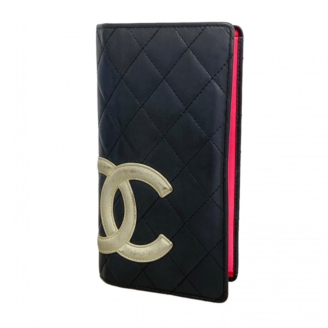 Chanel Cambon Lambskin Long Wallet, Black/White, Women's: --- Catalog ---Category: SizeSize (HxWxD): 18.5cm x 11cm x 2cm / 7.28'' x 4.33'' x 0.78''Category: DesignType: Long wallet (bi-fold)Color: Black, WhiteGender: WomenMaterial: Leather Leather/Fur Type: 