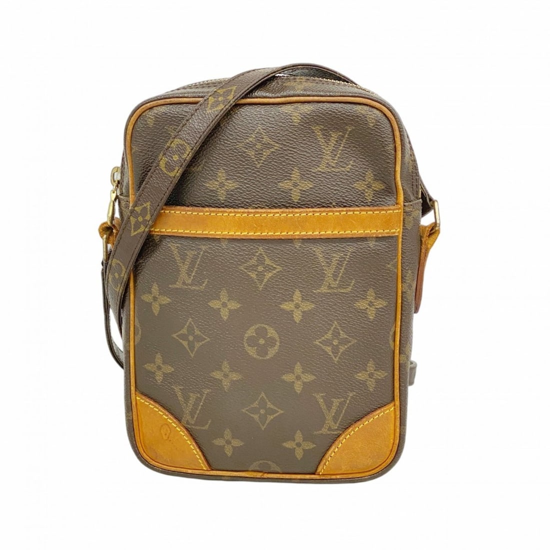 Louis Vuitton Monogram Danube Shoulder Bag M45266 Brown Women's: --- Catalog ---Category: SizeSize (HxWxD): 21cm x 15cm x 5cm / 8.26'' x 5.9'' x 1.96''Category: DesignType: Shoulder bagColor: BrownGender: WomenCategory: GeneralMPN: M45266Brand: Louis Vuitton--- Ite