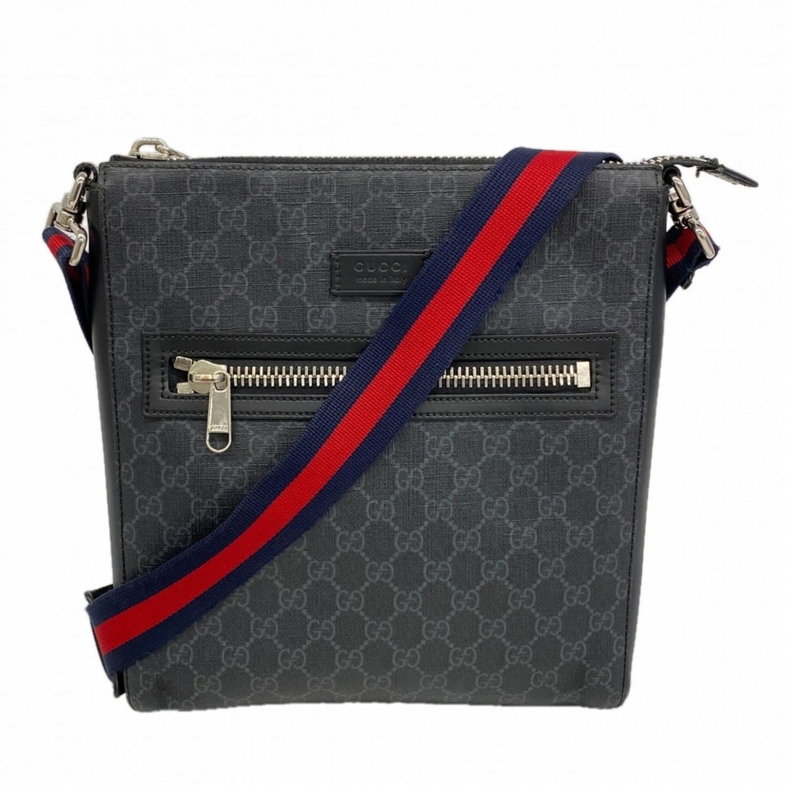 Gucci GG Supreme Shoulder Bag 474137 Black Men's: --- Catalog ---Category: SizeSize (HxWxD): 29cm x 26.5cm x 4.5cm / 11.41'' x 10.43'' x 1.77''Category: DesignType: Shoulder bagColor: BlackGender: MenMaterial: PVC Hardware Color: SilverCategory: Gene