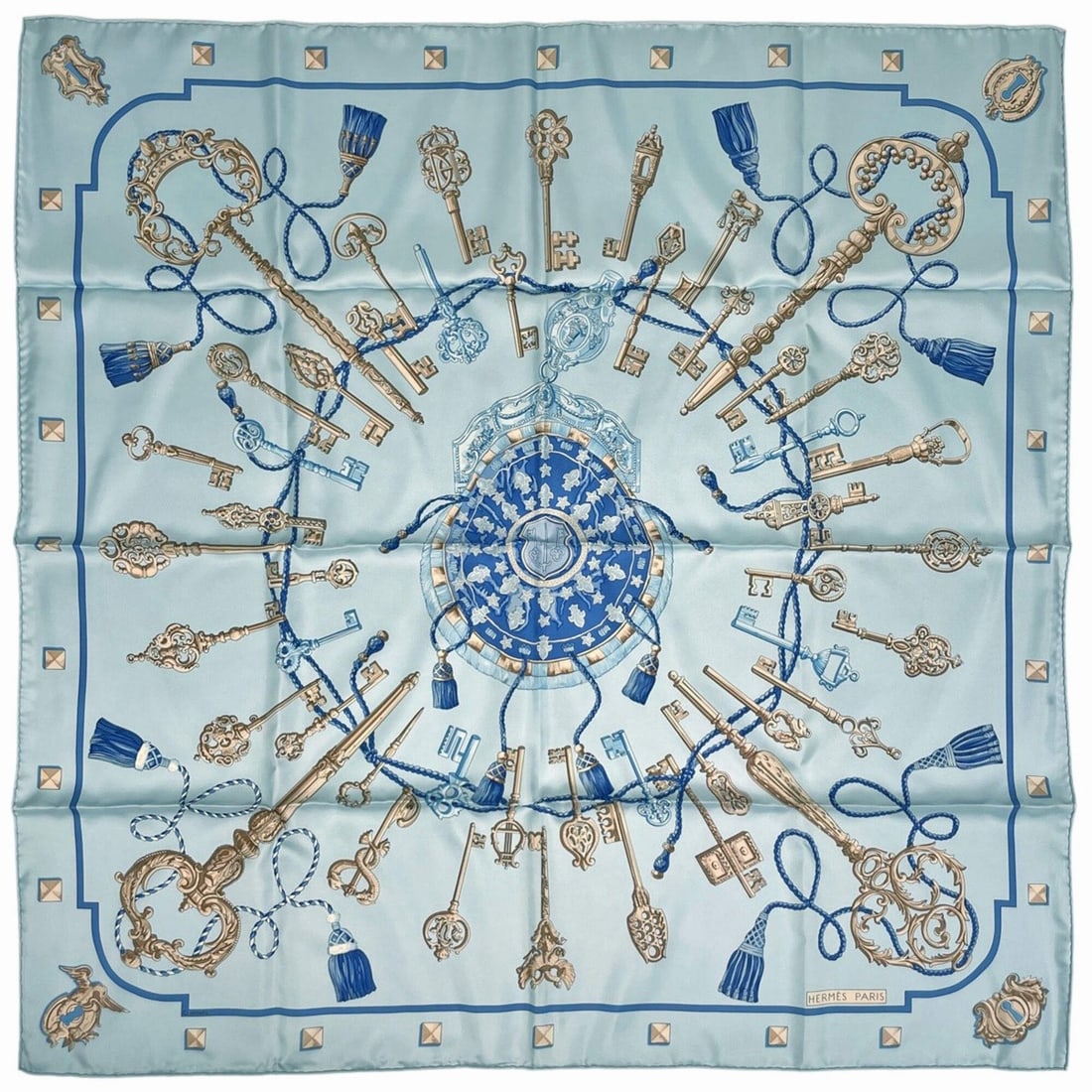 Hermes Carre 90 Key Pattern Scarf/Muffler, Silk, Blue/Brown, Women's: --- Catalog ---Category: SizeSize (LxW): 89cm x 89.5cm / 35.03'' x 35.23''Category: DesignType: ScarfColor: Blue, BrownGender: WomenMaterial: Silk 100%Category: GeneralBrand: Hermes--- Item List ---Se