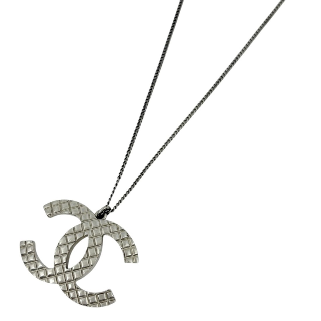 Chanel Coco Mark Necklace, Matelassé, Silver Plated, Silver, Women's: --- Catalog ---Category: SizePendant Size: 28mm x 36mm / 1.1'' x 1.41''Neck Circumference: 56 cm / 22.04''Category: DesignColor: SilverGender: WomenNecklace Type: NecklaceCategory: GeneralLine: Matela