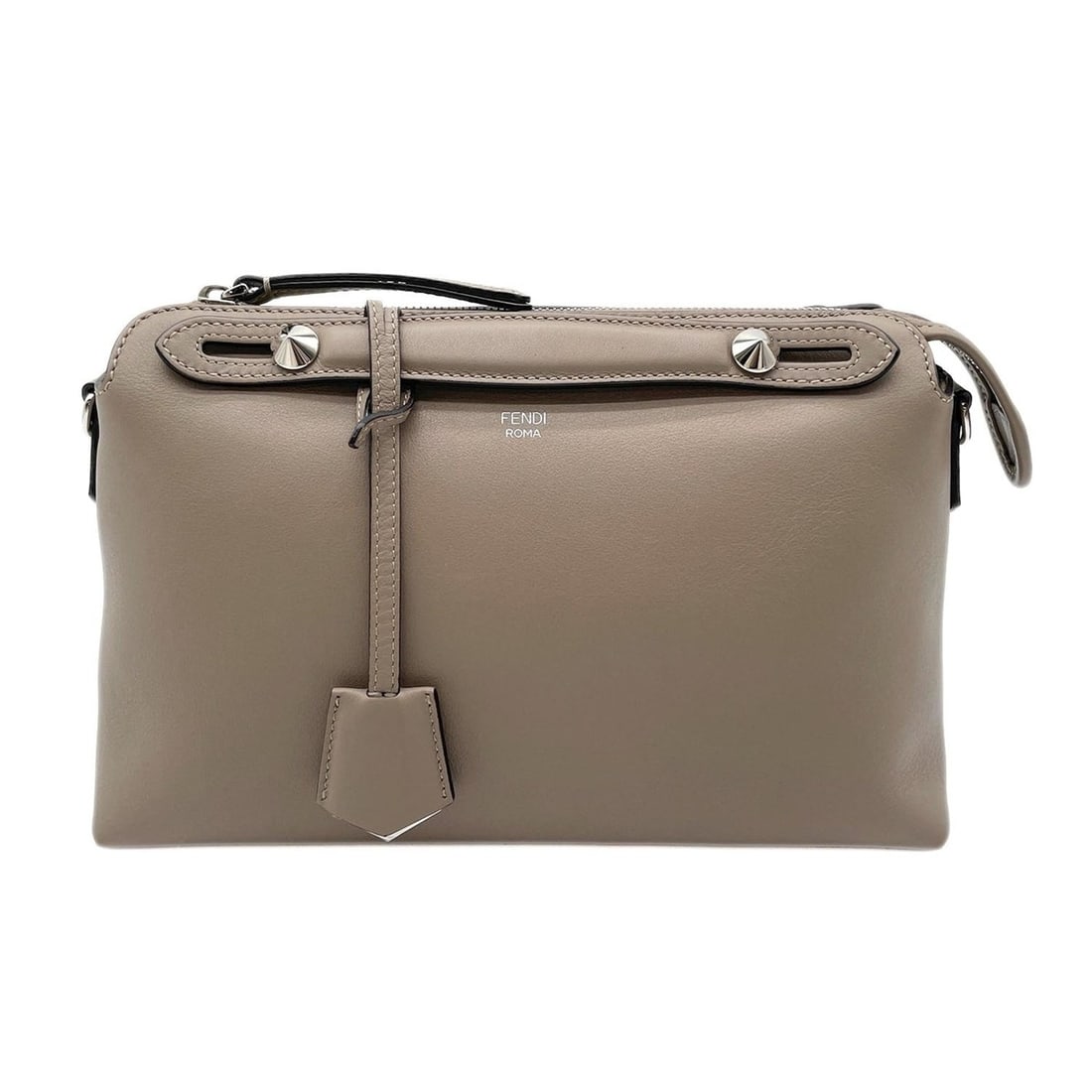 FENDI By The Way Shoulder Bag, Mini Boston Leather, Beige, Women's: --- Catalog ---Category: SizeSize (HxWxD): 18cm x 27.5cm x 13cm / 7.08'' x 10.82'' x 5.11''Category: DesignType: Shoulder bagColor: BeigeGender: WomenMaterial: Leather Category: GeneralBrand: Fendi---