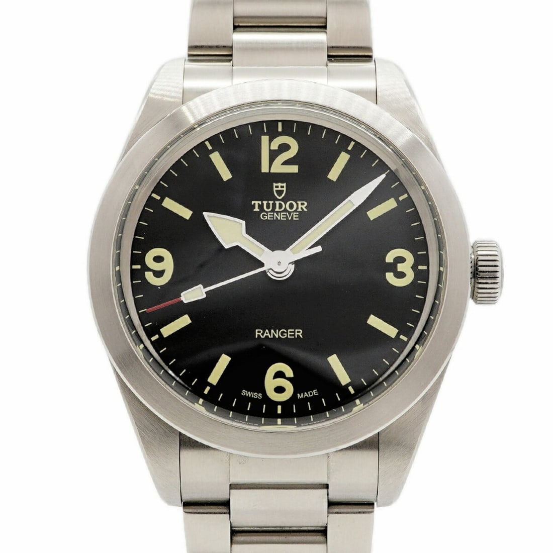 Tudor Ranger 79950 Black Dial Men's Watch: --- Catalog ---Category: SizeWrist Size: 19.5cm / 7.67''Case Diameter: 39mm / 1.54''Category: DesignType: WristwatchGender: MenColor (Dial): BlackMaterial (Band): Stainless steelCategory: GeneralMPN: 