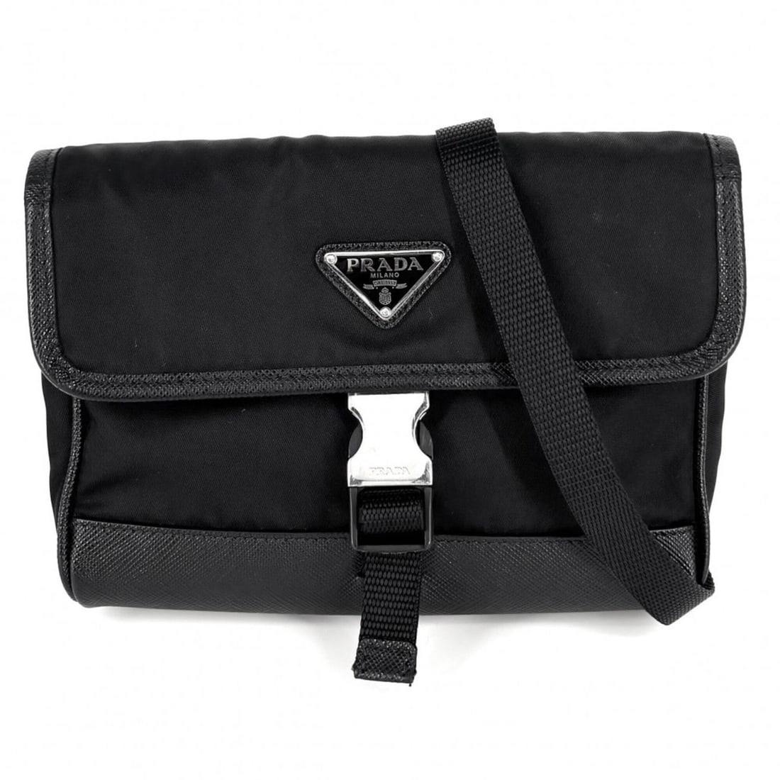 Prada Shoulder Bag for Men and Women, Triangle Logo, Pouch, Bag, Crossbody PRADA 2ZH108, Nylon,: --- Catalog ---Category: SizeSize (HxWxD): 13cm x 17cm x 3cm / 5.11'' x 6.69'' x 1.18''Category: DesignType: Pochette, Shoulder bagColor: BlackGender: Men,WomenMaterial: Nylon Category: GeneralBrand: 