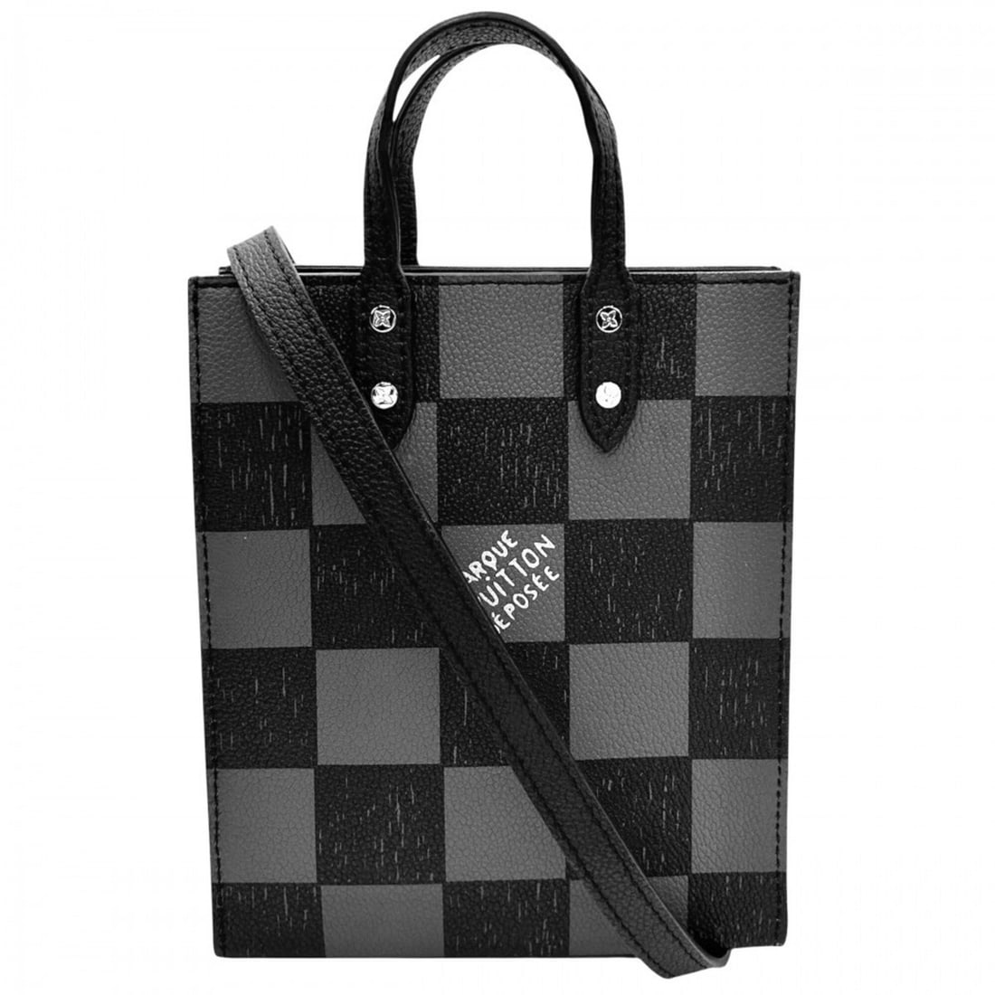 Louis Vuitton Men's Damier Checkerboard Sac Plat XS Handbag Shoulder Bag Crossbody LOUIS VUITTON: --- Catalog ---Category: SizeSize (HxWxD): 19cm x 16cm x 6cm / 7.48'' x 6.29'' x 2.36''Category: DesignType: Handbag, Shoulder bagColor: BlackGender: MenCategory: GeneralBrand: Louis Vuitton--- Item L