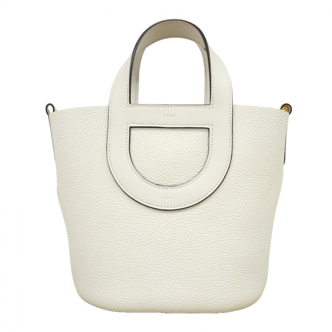 Hermes In the Loop 18 Handbag, Taurillon Clemence Leather, New White, W Stamp, Women's: --- Catalog ---Category: SizeSize (HxWxD): 20cm x 17.5cm x 12cm / 7.87'' x 6.88'' x 4.72''Category: DesignType: HandbagColor: WhiteGender: WomenMaterial: Taurillon clemence leather Hardware Color: Gol