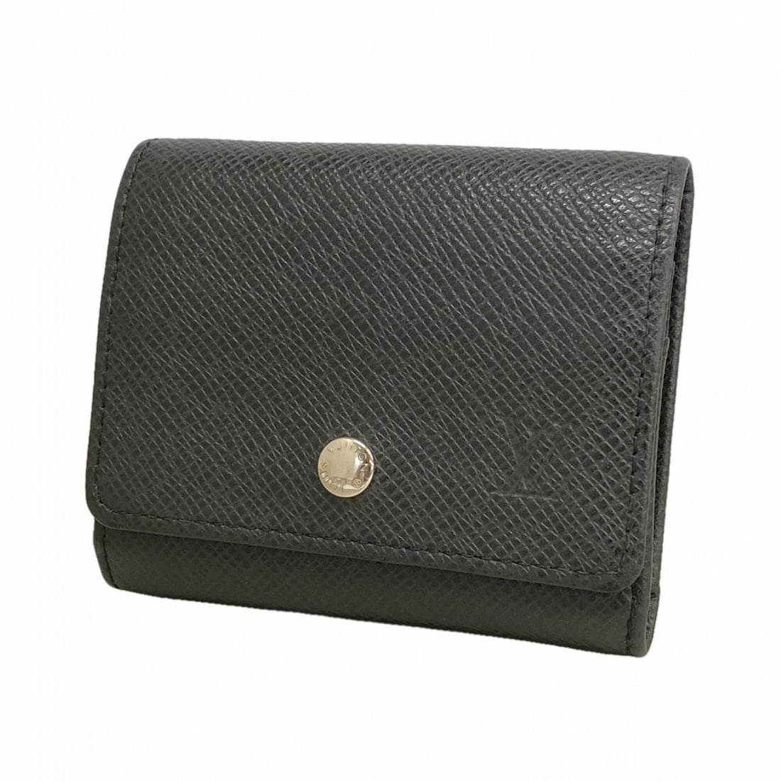 Louis Vuitton Taiga Portemonnaie Sergey M32562 Ardoise Men's Wallet/Coin Case: --- Catalog ---Category: SizeSize (HxWxD): 9.5cm x 10cm x 2cm / 3.74'' x 3.93'' x 0.78''Category: DesignType: Coin purse/coin caseColor: ArdoiseGender: MenCategory: GeneralMPN: M32562Brand: Louis Vuit
