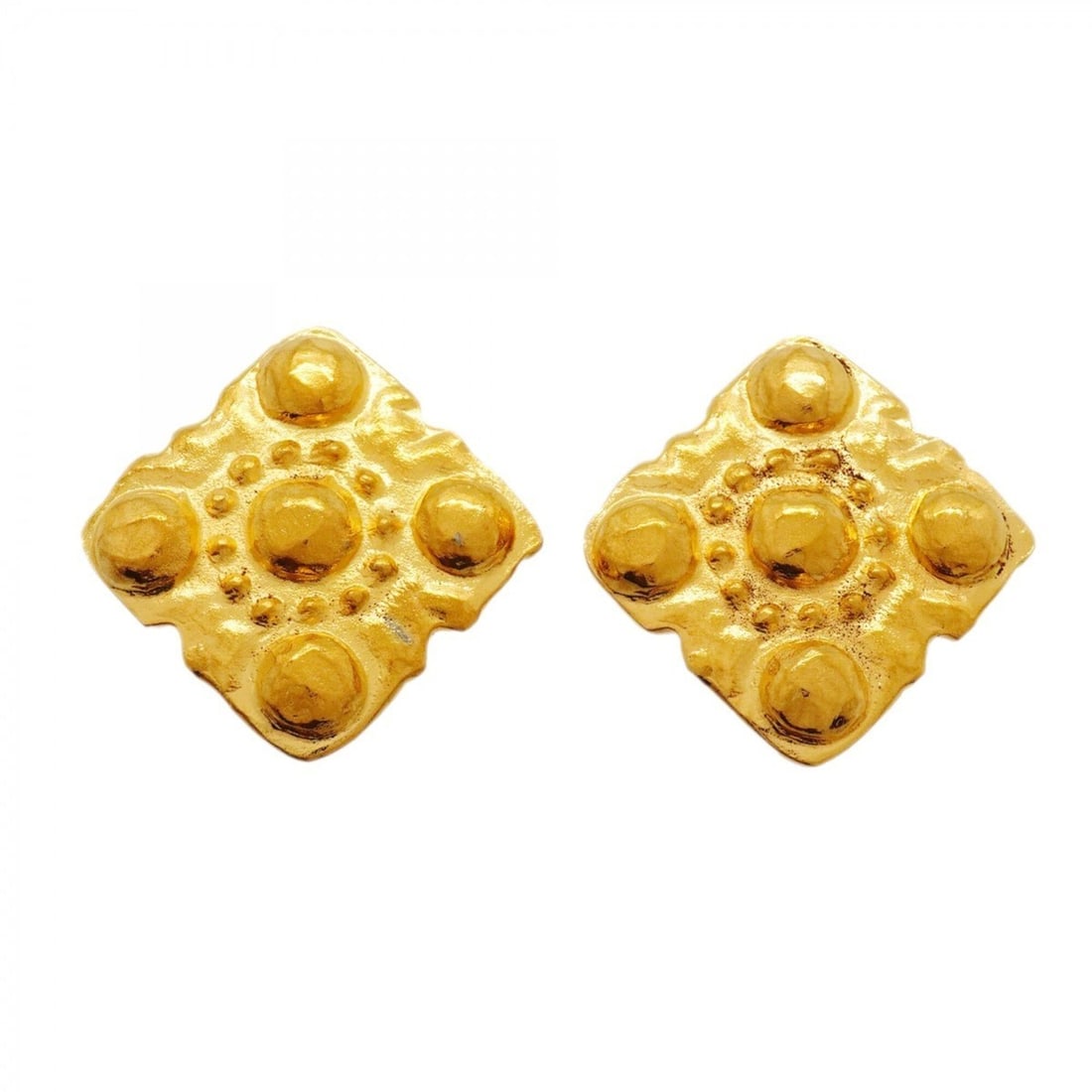 Chanel Earrings, Rhombus Shape, GP Plated Gold, Women's: --- Catalog ---Category: SizeSize (HxWxD): 35.40mm x 35.10mm / 1.39'' x 1.38''Category: DesignType: Clip earringsColor: GoldGender: WomenMaterial: Gold platingCategory: GeneralBrand: Chanel--- Item Li