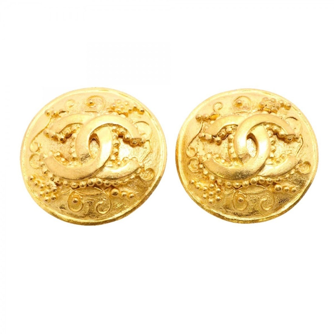 Chanel Earrings, Coco Mark Circle, GP Plated Gold, Women's: --- Catalog ---Category: SizeSize (HxWxD): 27.60mm x 27.80mm / 1.09'' x 1.09''Category: DesignType: Clip earringsColor: GoldGender: WomenMaterial: Gold platingCategory: GeneralBrand: Chanel--- Item Li