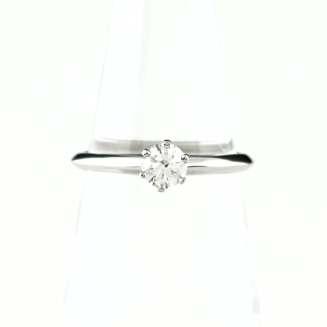 Tiffany & Co. Solitaire Ring, Platinum, 1-Diamond Pt950, Diamond, Women's: --- Catalog ---Category: SizeJP Size: 9.5US Size: 5Category: DesignColor: SilverGender: WomenMaterial: Platinum 950Category: GeneralBrand: Tiffany--- Item List ---Section: ConditionRanking: Rank AB Us