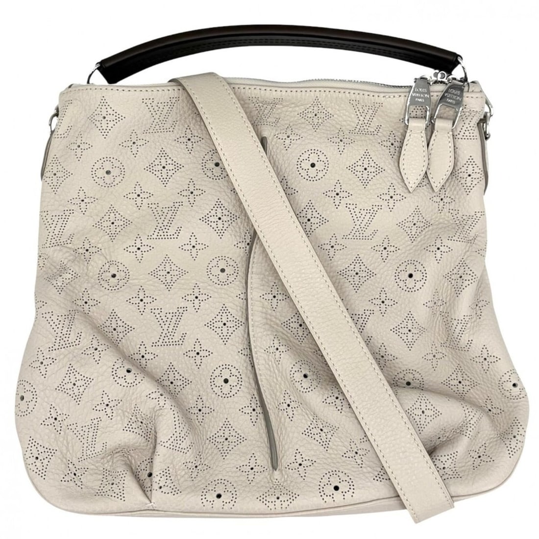 Louis Vuitton Women's Selene PM Handbag/Shoulder Bag LOUIS VUITTON M94275 Monogram Mahina Beige with: --- Catalog ---Category: SizeSize (HxWxD): 30cm x 35cm x 4.5cm / 11.81'' x 13.77'' x 1.77''Strap Length: 100cm / 39.36''Category: DesignType: Handbag, Shoulder bagColor: BeigeGender: WomenMaterial: Ma