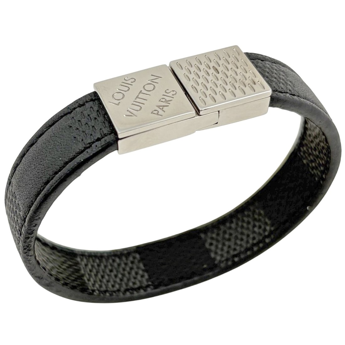 Louis Vuitton Bracelet Pruitt Damier Graphite Bracelet, Black, Women's: --- Catalog ---Category: SizeWidth: 1.3cm / 0.51''Length: 17cm / 6.69''Total Length: 18.5cm / 7.28''Category: DesignType: Charm braceletColor: BlackGender: WomenMaterial: Damier GraphiteCategory: Gene