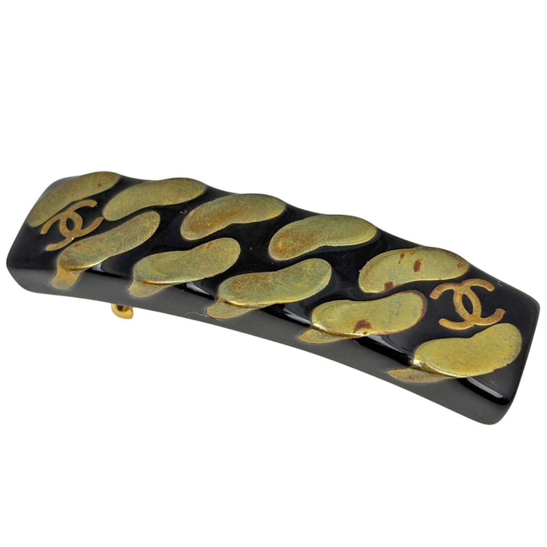 Chanel logo barrette, hair clip, accessory, plastic black and gold, for women.: --- Catalog ---Category: SizeSize (LxW): 1.5cm x 6cm / 0.59'' x 2.36''Category: DesignType: BarretteColor: BlackGender: WomenMaterial: PlasticCategory: GeneralBrand: Chanel--- Item List ---Section: Co