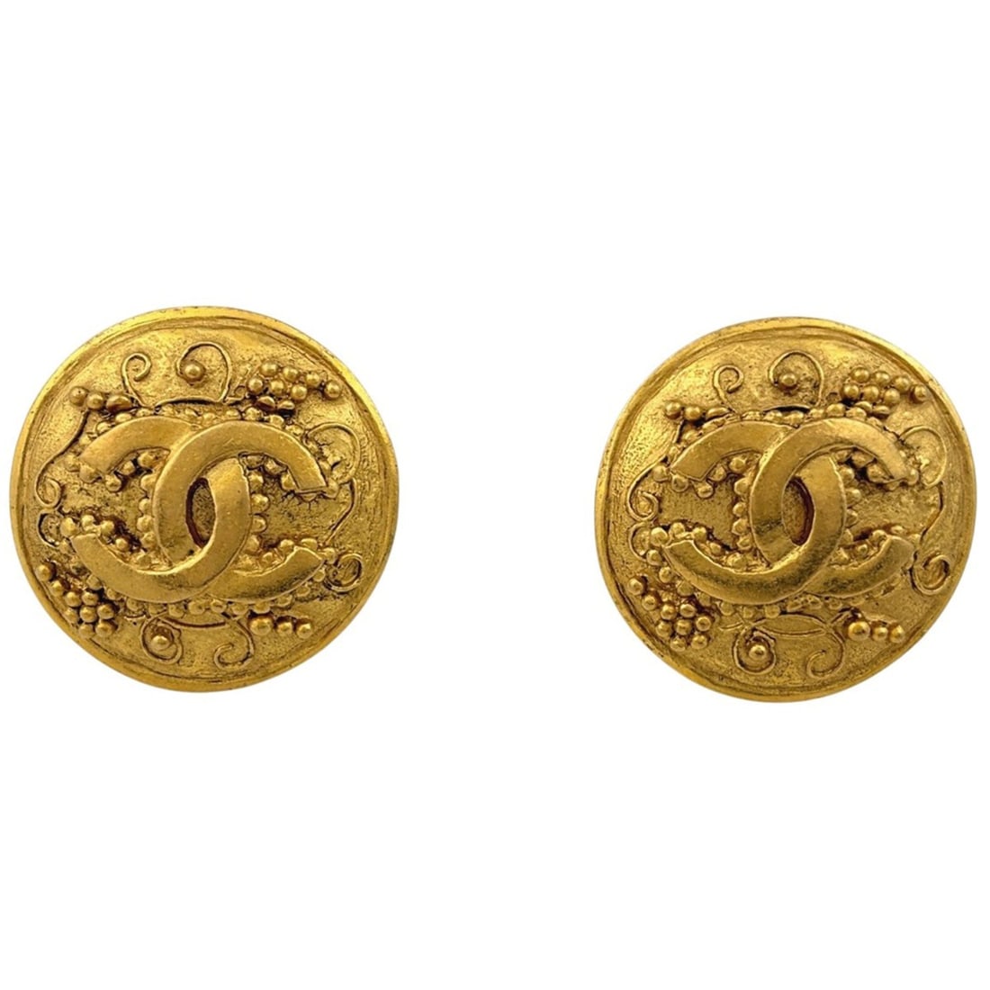 Chanel Coco Mark Round Earrings, GP Gold, Women's: --- Catalog ---Category: SizeSize (HxWxD): 25.00mm x 25.00mm / 0.98'' x 0.98''Category: DesignType: Clip earringsColor: GoldGender: WomenMaterial: Gold platingCategory: GeneralBrand: Chanel--- Item Li