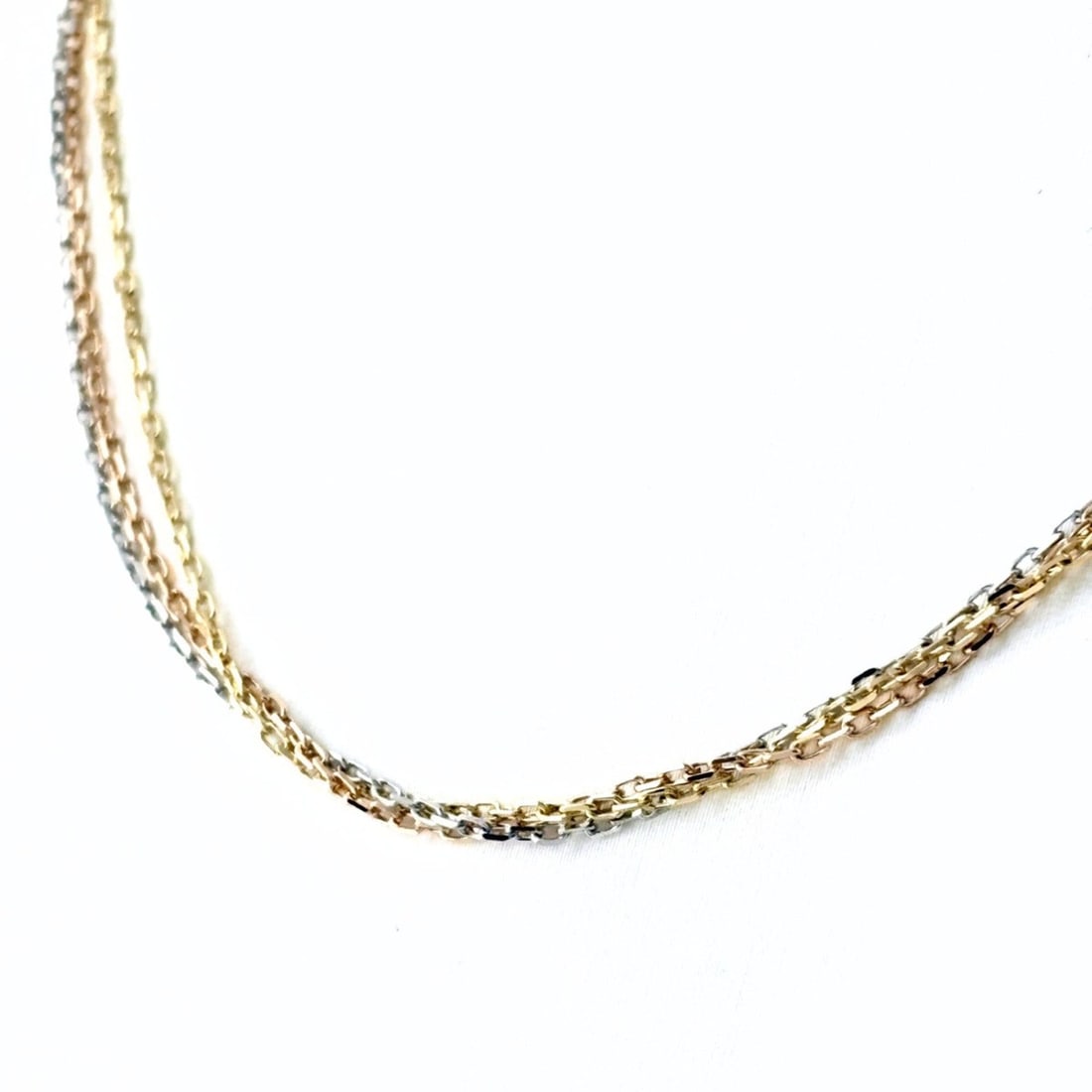 Cartier CARTIER Three-Color Necklace YG Yellow Gold 3-Strand 750 Women's: --- Catalog ---Category: SizeNeck Circumference: 45 cm / 17.71''Category: DesignGender: WomenMaterial: Yellow gold (18K)Necklace Type: NecklaceCategory: GeneralBrand: Cartier--- Item List ---Section: 