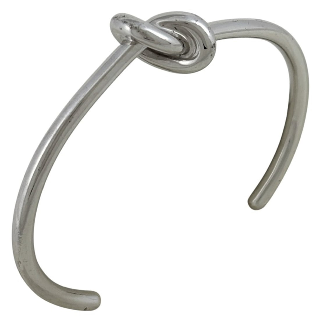 Celine Knot Extra-Thin Bracelet, Metal, Silver, Women's: --- Catalog ---Category: SizeLength: 14.5cm / 5.7''Category: DesignType: Charm braceletColor: SilverGender: WomenMaterial: MetalCategory: GeneralBrand: Celine--- Item List ---Section: ConditionRanking