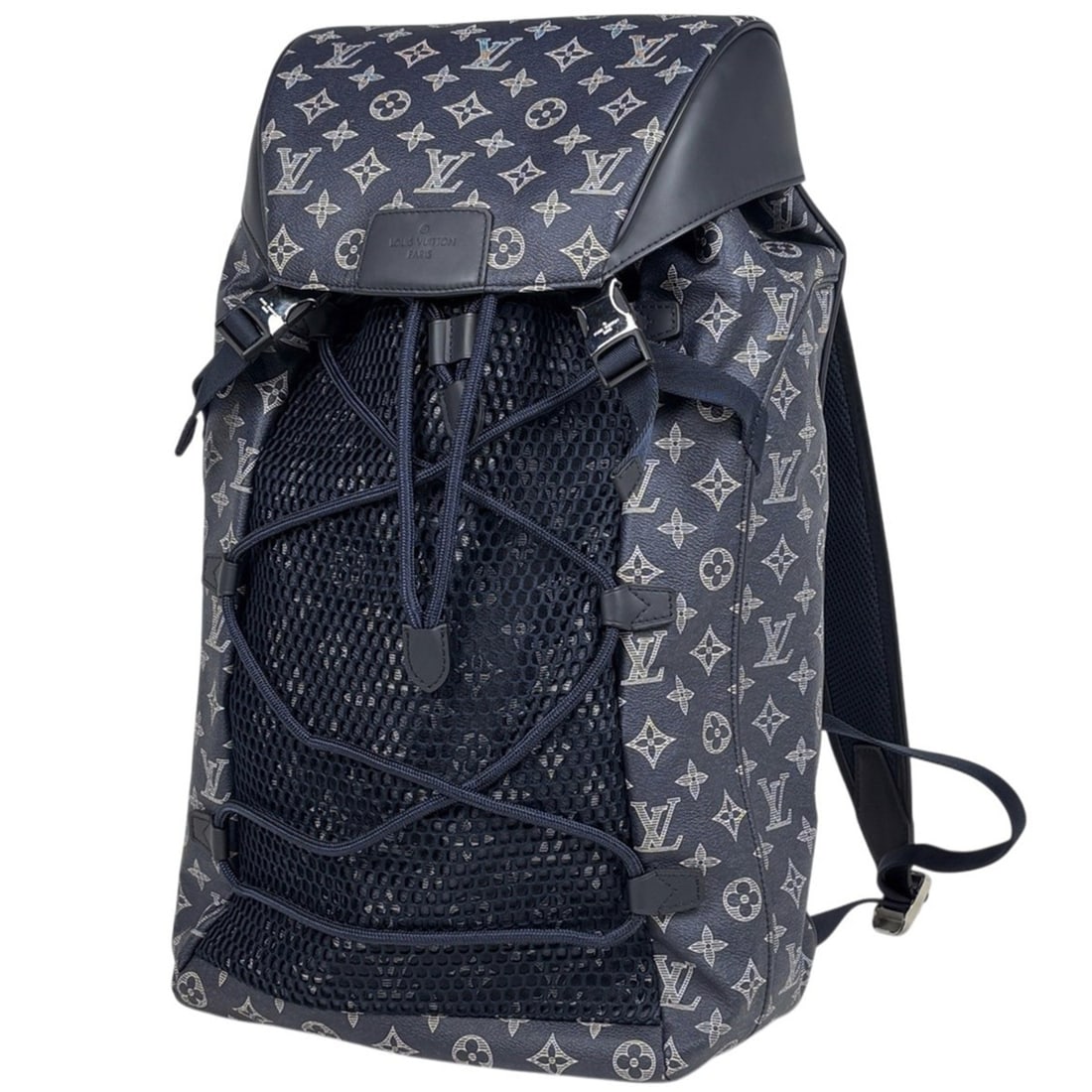 Louis Vuitton hiking backpack, Monogram Savannah Chapman rucksack, Ankle, M43294, men's.: --- Catalog ---Category: SizeSize (HxWxD): 50cm x 33cm x 17cm / 19.68'' x 12.99'' x 6.69''Category: DesignColor: Ancre, MonogramGender: MenMaterial: Monogram Category: GeneralMPN: M43294Brand: Louis V