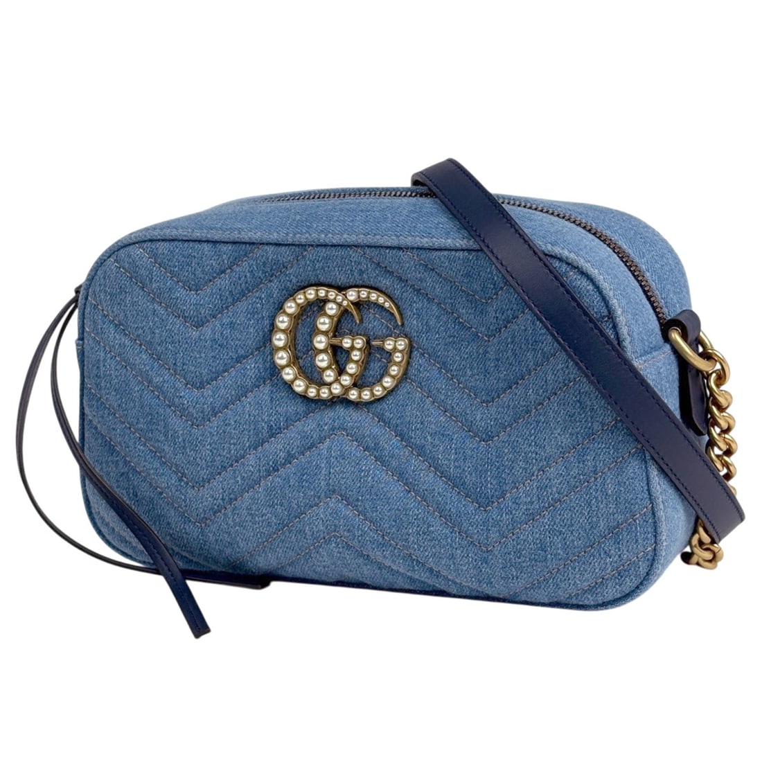 Gucci GG Marmont Chain Shoulder Bag, Double G, Denim, Light Blue, 447632, Women's: --- Catalog ---Category: SizeSize (HxWxD): 14cm x 23cm x 7cm / 5.51'' x 9.05'' x 2.75''Category: DesignType: Shoulder bagColor: Light blueGender: WomenMaterial: Denim Category: GeneralMPN: 447632Brand