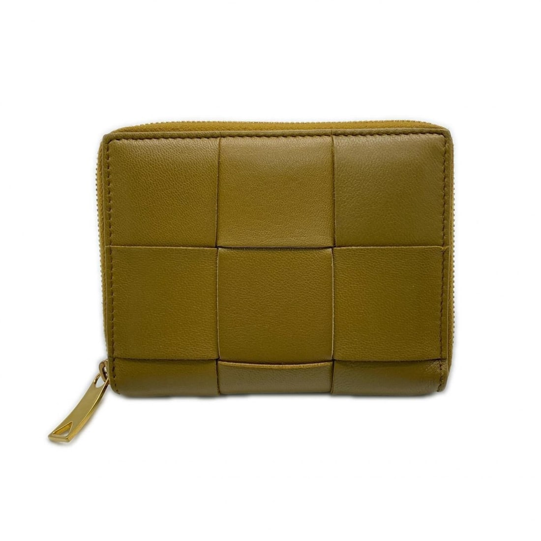 BOTTEGA VENETA Cassette Bi-fold Zipper Wallet 750252, Brown Lambskin, Women's: --- Catalog ---Category: SizeSize (HxWxD): 9.5cm x 12cm x 1.5cm / 3.74'' x 4.72'' x 0.59''Category: DesignType: Wallet (bi-fold)Color: BrownGender: WomenClosure: ZipperMaterial: Leather Leather/Fur Ty