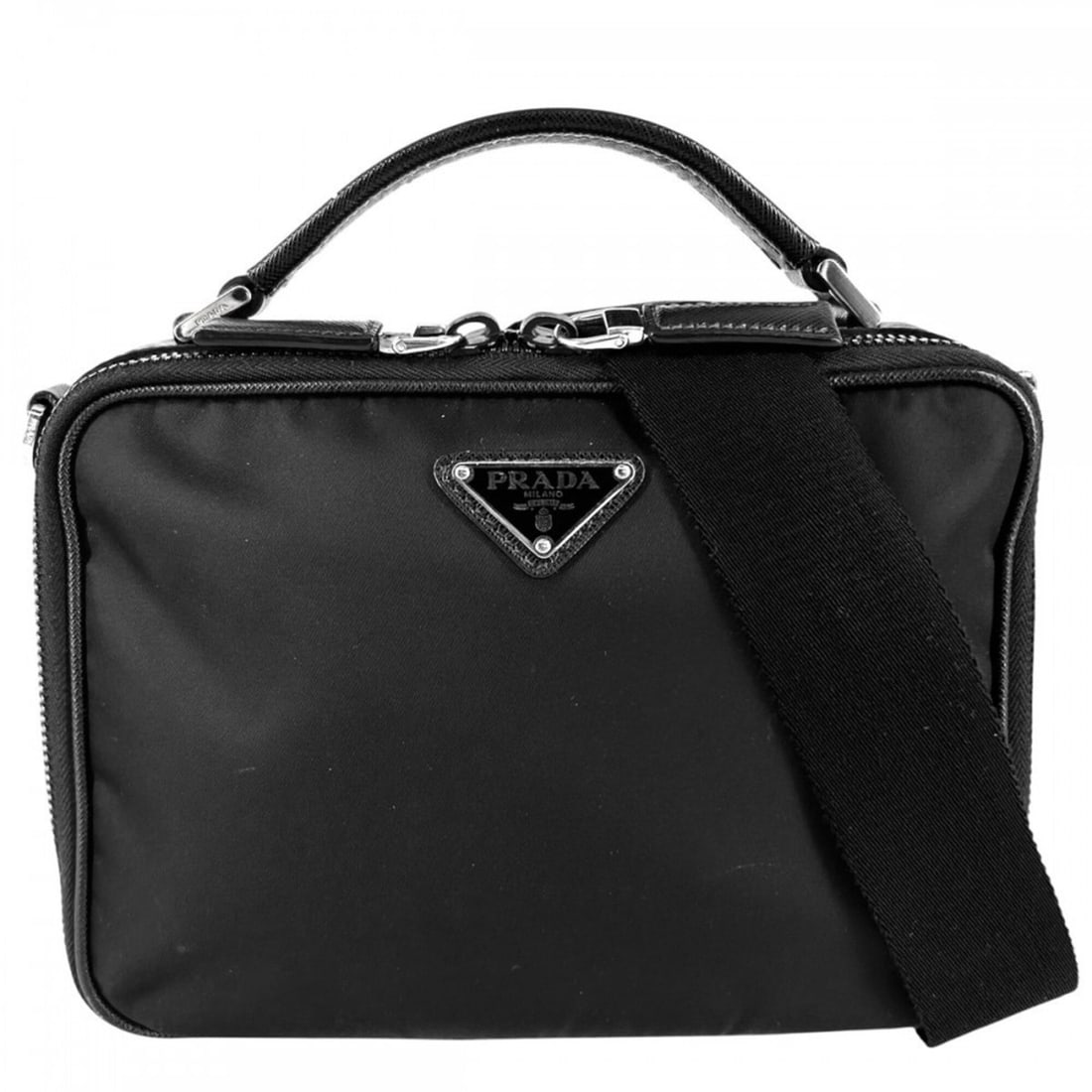 Prada Men's and Women's Brick Triangle Logo Shoulder Bag/Handbag/Crossbody Bag - Unisex PRADA 2VH069: --- Catalog ---Category: SizeSize (HxWxD): 17cm x 22cm x 7cm / 6.69'' x 8.66'' x 2.75''Category: DesignType: Handbag, Shoulder bagColor: BlackGender: Men,WomenMaterial: Nylon , Leather Leather/Fur Typ