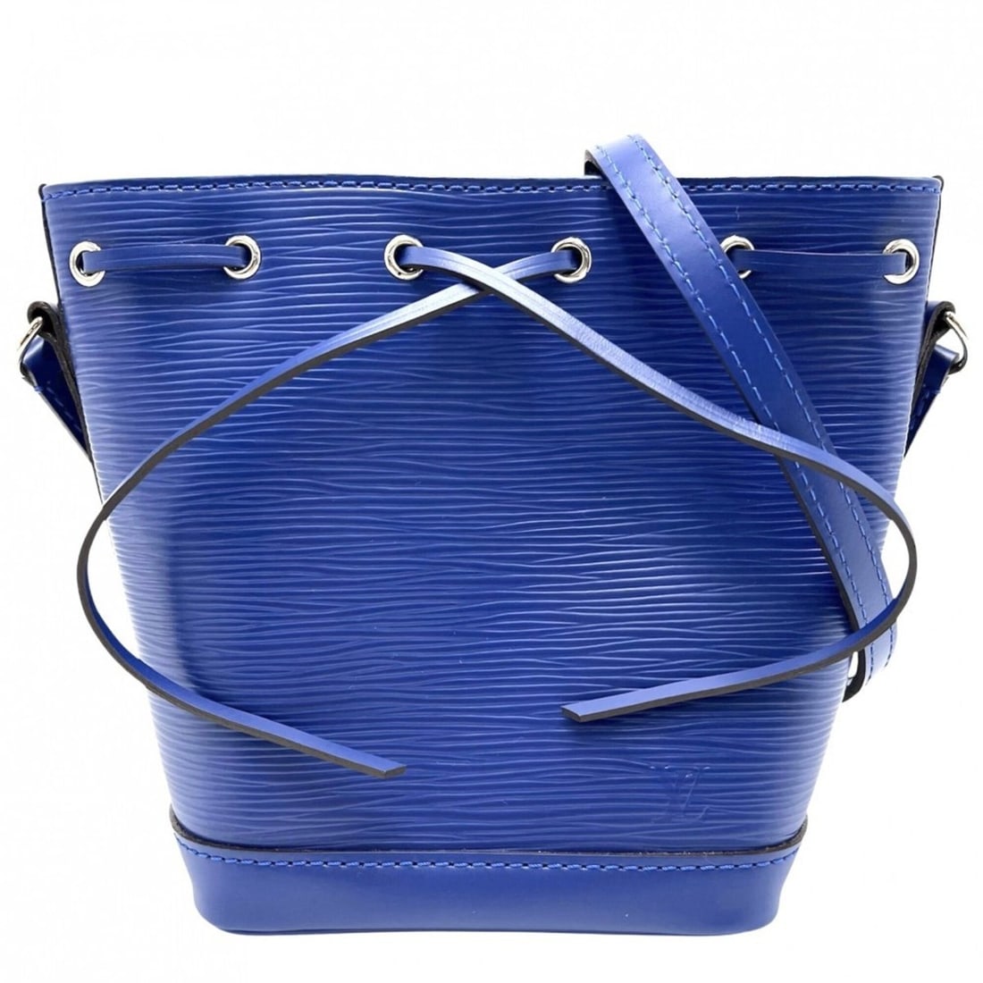 Louis Vuitton Epi Nano Noe Mini Shoulder Bag for Women, Blue, M42572, Silver Hardware: --- Catalog ---Category: SizeSize (HxWxD): 16.5cm x 13cm x 9.5cm / 6.49'' x 5.11'' x 3.74''Category: DesignType: Shoulder bagColor: Blue, BlueberryGender: WomenMaterial: Epi leather Category: GeneralM
