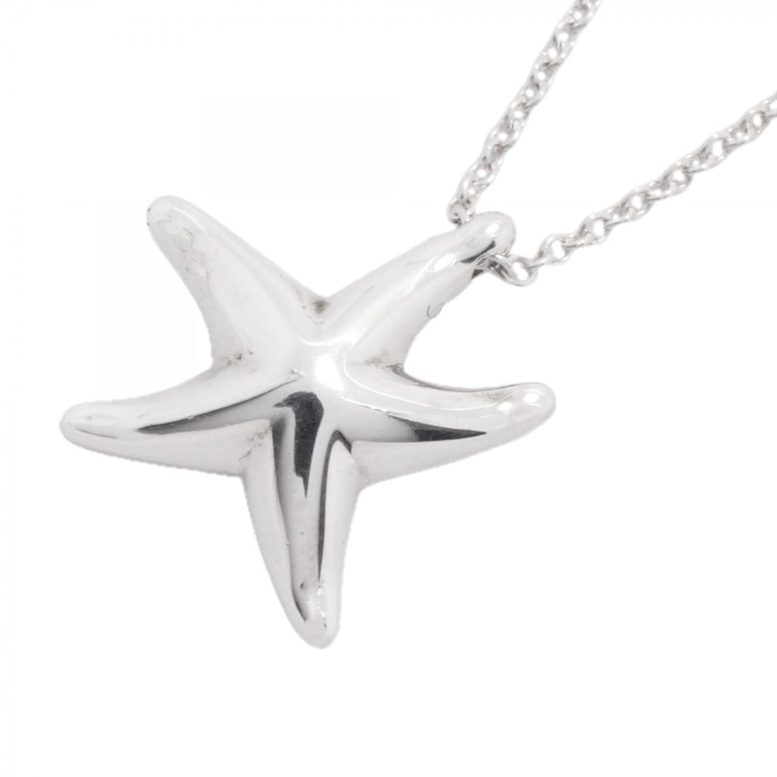 Tiffany & Co. Starfish Necklace, Sterling Silver 925, Women's: --- Catalog ---Category: SizePendant Size: 15mm x 14mm / 0.59'' x 0.55''Neck Circumference: 40.5 cm / 15.94''Category: DesignGender: WomenMaterial: Silver 925Necklace Type: NecklaceCategory: GeneralBr
