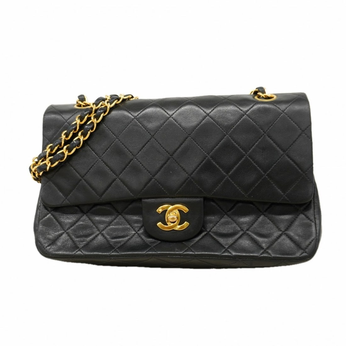 Chanel Matelassé Shoulder Bag, Double Flap, Chain, Lambskin, Black, Women's: --- Catalog ---Category: SizeSize (HxWxD): 15.5cm x 25cm x 6.5cm / 6.1'' x 9.84'' x 2.55''Category: DesignType: Shoulder bagColor: BlackGender: WomenMaterial: Leather Hardware Color: GoldLeather/Fur T
