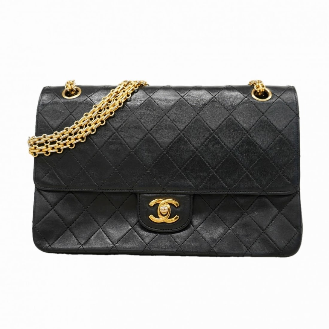 Chanel Matelassé Shoulder Bag, Double Flap, Chain, Lambskin, Black, Women's: --- Catalog ---Category: SizeSize (HxWxD): 17.5cm x 26cm x 8cm / 6.88'' x 10.23'' x 3.14''Category: DesignType: Shoulder bagColor: BlackGender: WomenMaterial: Leather Hardware Color: GoldLeather/Fur T