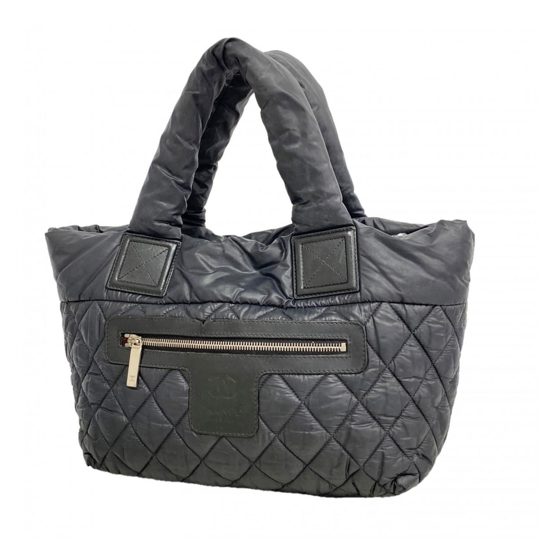 Chanel Coco Cocoon Nylon Tote Bag, Black, Women's P3063491: --- Catalog ---Category: SizeSize (HxWxD): 21cm x 30cm x 11cm / 8.26'' x 11.81'' x 4.33''Category: DesignType: Tote bagColor: BlackGender: WomenMaterial: Nylon Hardware Color: SilverCategory: GeneralB