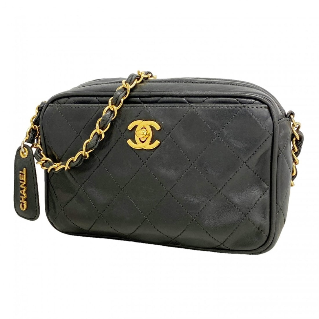 Chanel Matelassé Chain Shoulder Bag, Lambskin, Black, Women's, P3051907: --- Catalog ---Category: SizeSize (HxWxD): 14cm x 17cm x 5cm / 5.51'' x 6.69'' x 1.96''Category: DesignType: Shoulder bagColor: BlackGender: WomenMaterial: Leather Hardware Color: GoldLeather/Fur Type
