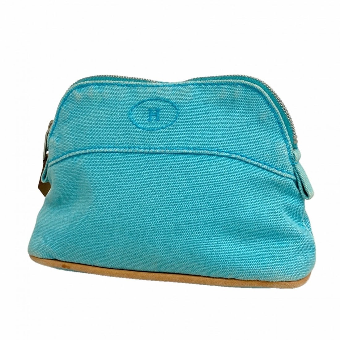 Hermes Bolide Bag/Pouch, Canvas, Blue, Women's, P3076979: --- Catalog ---Category: SizeSize (HxWxD): 10.5cm x 16cm x 6cm / 4.13'' x 6.29'' x 2.36''Category: DesignType: PouchColor: BlueGender: WomenMaterial: Canvas Hardware Color: SilverCategory: GeneralBran