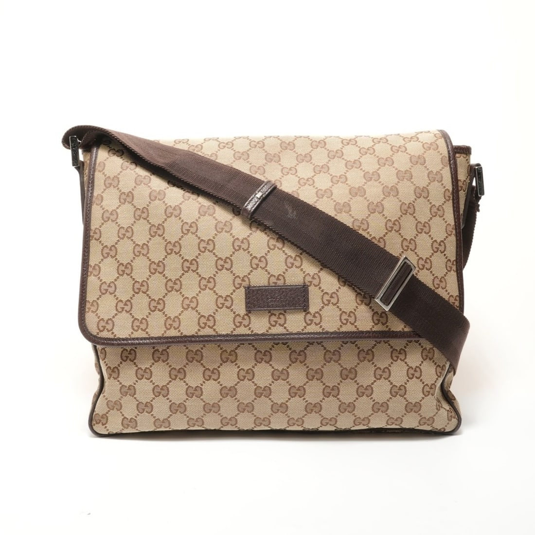 Gucci GG Canvas Shoulder Bag, Beige: --- Catalog ---Category: SizeSize (HxWxD): 30cm x 35cm x 10cm / 11.81'' x 13.77'' x 3.93''Category: DesignType: Shoulder bagColor: BeigeGender: Women,MenMaterial: GG canvas Category: GeneralLine: GG C