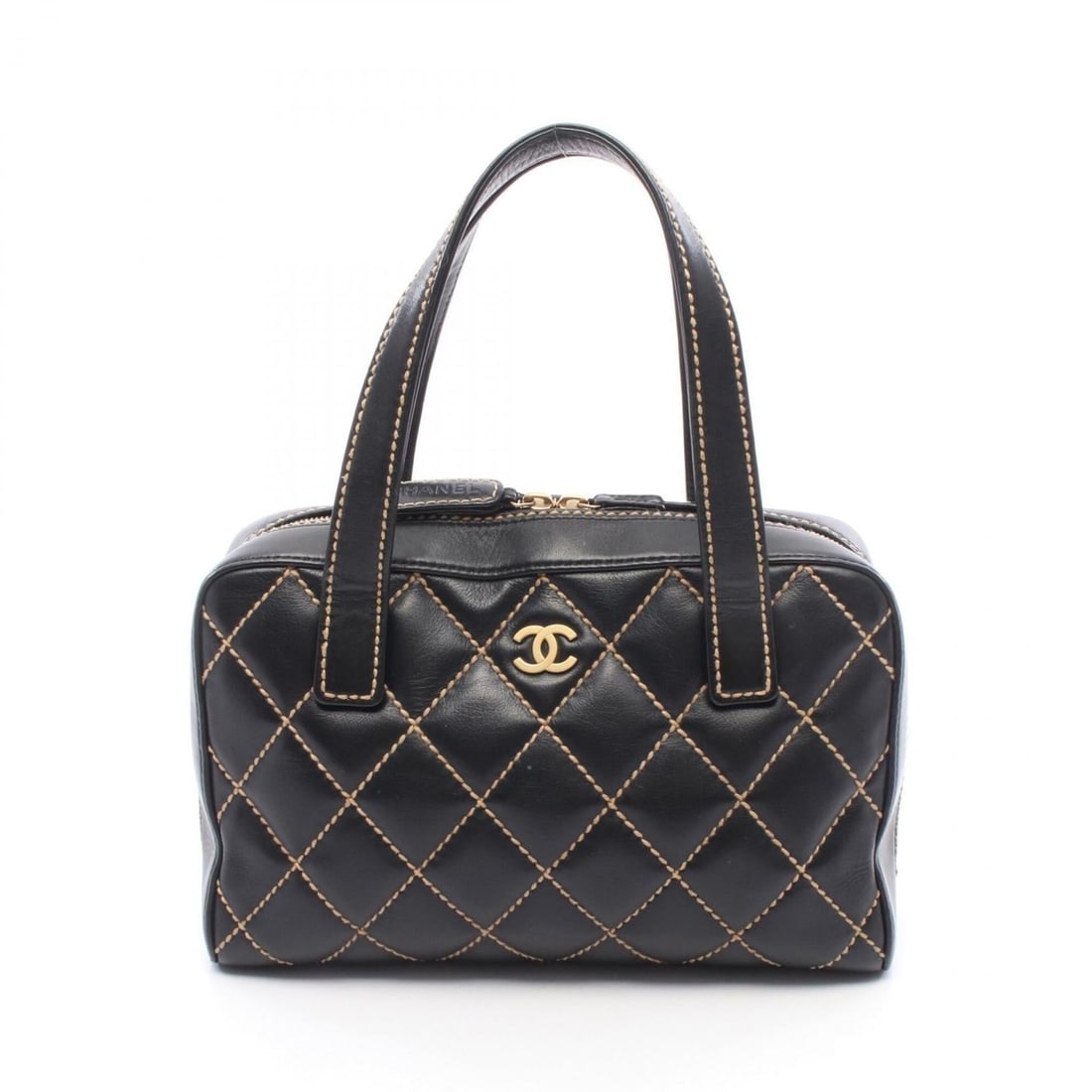 Chanel Wild Stitch Handbag, Leather, Women's, Black: --- Catalog ---Category: SizeSize (HxWxD): 20cm x 33cm x 12cm / 7.87'' x 12.99'' x 4.72''Category: DesignType: HandbagColor: BlackGender: WomenMaterial: Leather Category: GeneralBrand: Chanel--- Item 