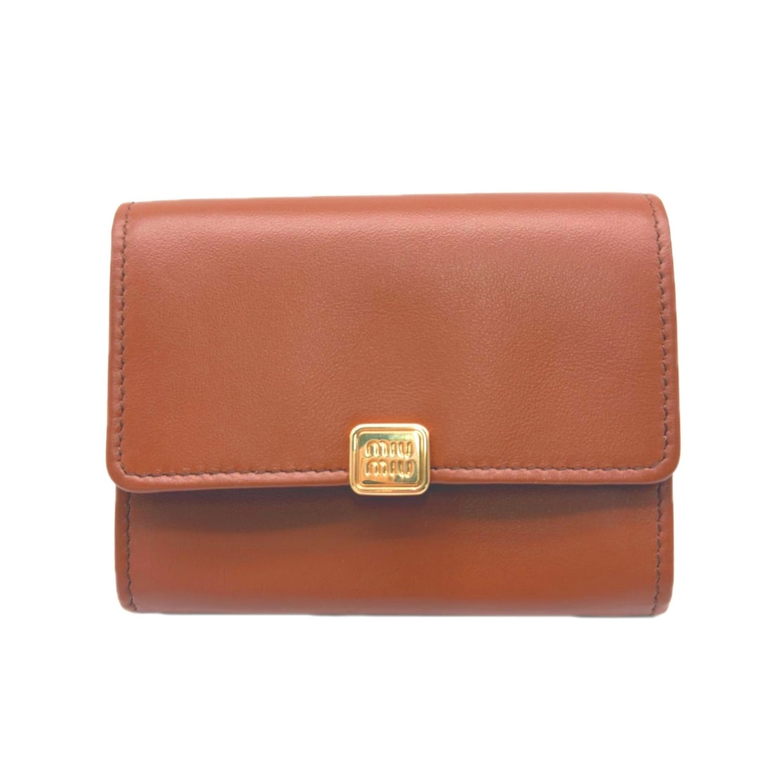 Miu Miu MIUMIU Lambskin Tri-fold Wallet, Cognac, 5MC104, Business Card Holder/Card Case, Brown: --- Catalog ---Category: DesignType: Business card caseColor: BrownGender: WomenMaterial: Leather Leather/Fur Type: LambskinCategory: GeneralBrand: Miu MiuCategory: Physical PropertiesSize (HxWxD): 8c