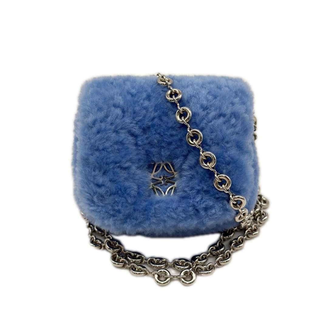 LOEWE Goose Down Goya Shearling Crossbody Bag C896120X01 Shoulder Blue Leather Mouton Women's: --- Catalog ---Category: SizeSize (HxWxD): 8cm x 9.5cm x 6cm / 3.14'' x 3.74'' x 2.36''Strap Length: 108cm / 42.51''Category: DesignType: Shoulder bagColor: BlueGender: WomenMaterial: Leather Leather/