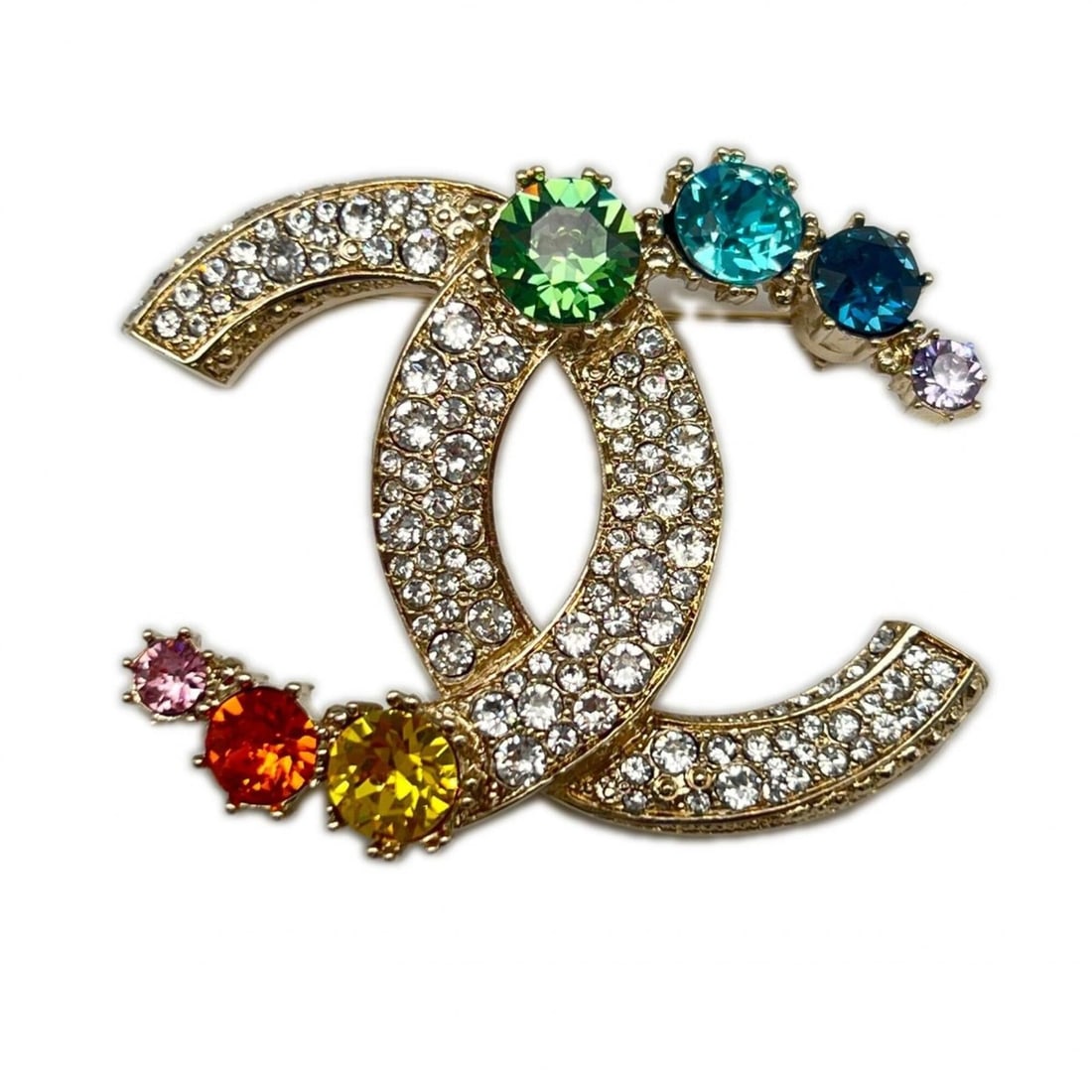 CHANEL Coco Mark Rhinestone Brooch SP - Silver Multicolor Women's: --- Catalog ---Category: SizeWeight: 19g / 0.67oz.Size (HxWxD): 3.7cm x 4.7cm / 1.45'' x 1.85''Category: DesignType: BroochColor: Multi-color, SilverStone: RhinestoneFinish: Gold platedGender: WomenCa