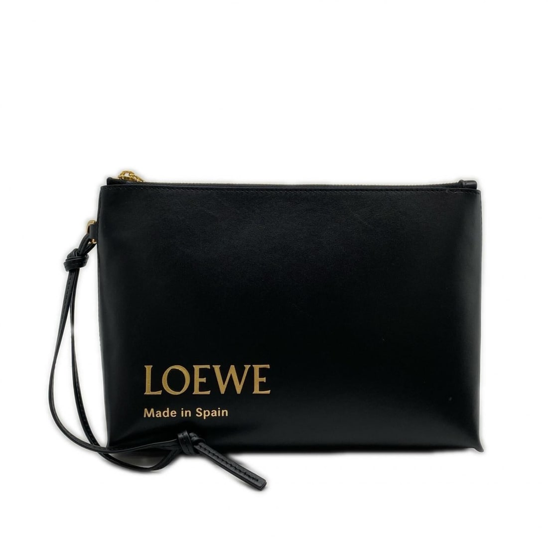 LOEWE Calf Leather T Pouch CLE0MIPX01 Clutch Bag Black Women's: --- Catalog ---Category: SizeSize (HxWxD): 18cm x 25cm x 5.5cm / 7.08'' x 9.84'' x 2.16''Category: DesignType: Clutch bagColor: BlackGender: WomenClosure: ZipperMaterial: Leather Leather/Fur Type: Cal