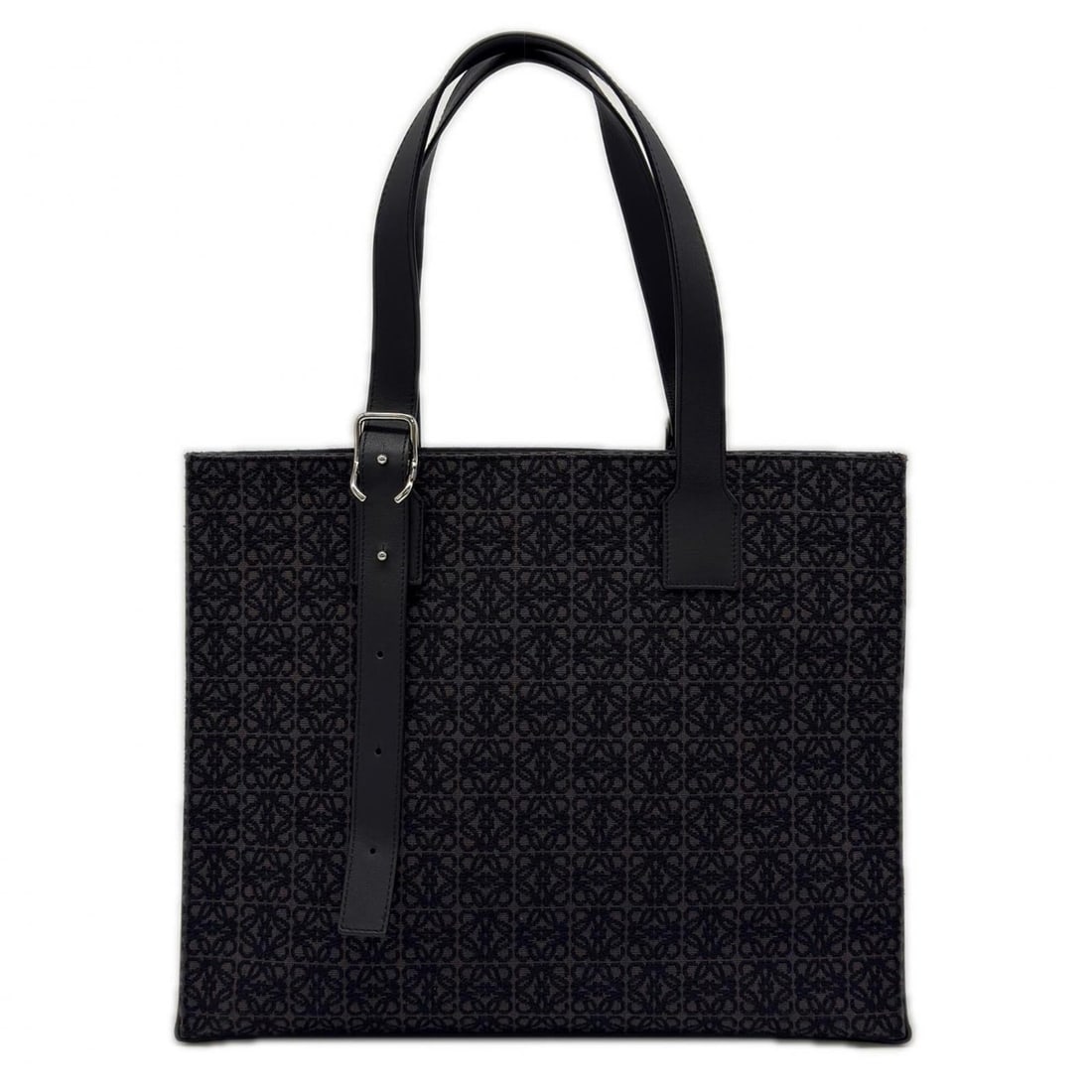 LOEWE Anagram Buckle Horizontal Tote B692K96X02 Bag Black Gray Canvas Calf Leather Men's: --- Catalog ---Category: SizeSize (HxWxD): 32.5cm x 39.5cm x 9cm / 12.79'' x 15.55'' x 3.54''Handle Length: 73cm / 28.74''Category: DesignType: Tote bagColor: Black, GrayGender: MenClosure: MagnetMate