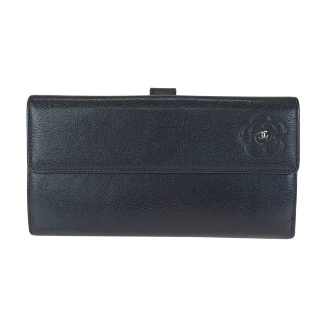 CHANEL Camellia Coco Mark Black Leather Long Wallet for Women: --- Catalog ---Category: SizeSize (HxWxD): 10cm x 19cm x 2cm / 3.93'' x 7.48'' x 0.78''Category: DesignType: Long wallet (bi-fold)Color: BlackGender: WomenMaterial: Leather Category: GeneralBrand: Cha